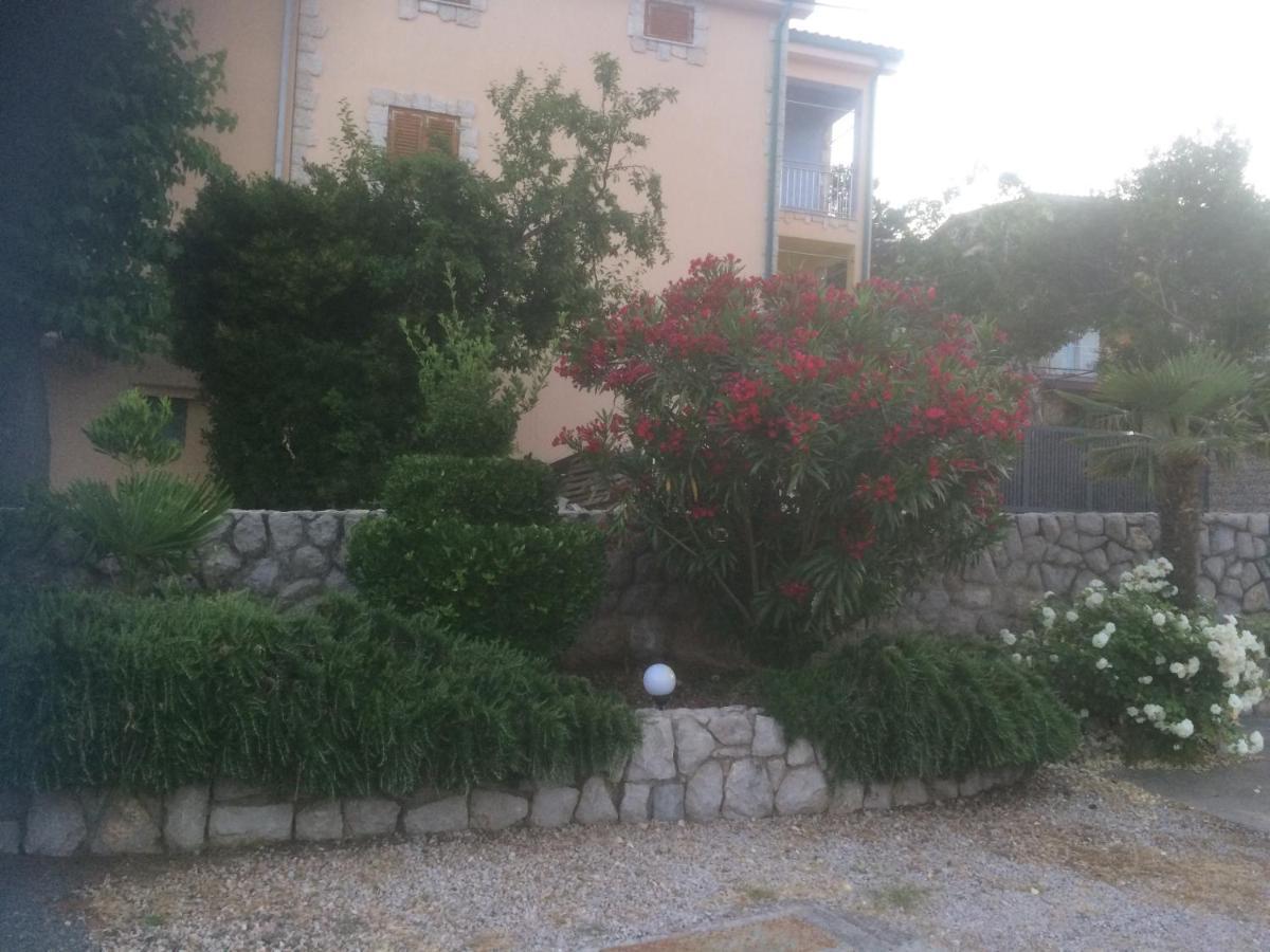 Botic Apartments سيلو المظهر الخارجي الصورة