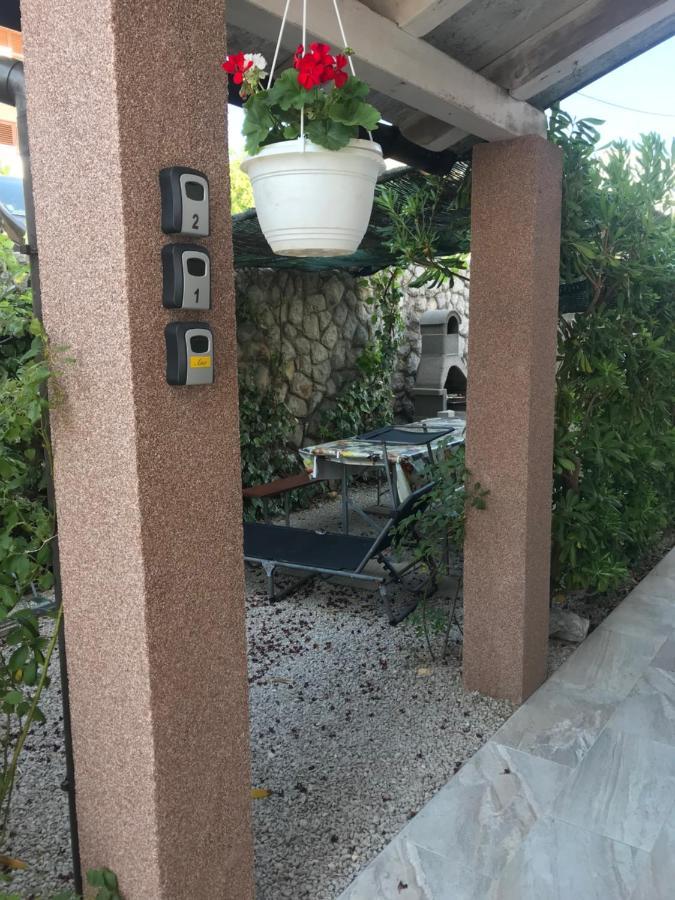 Botic Apartments سيلو المظهر الخارجي الصورة